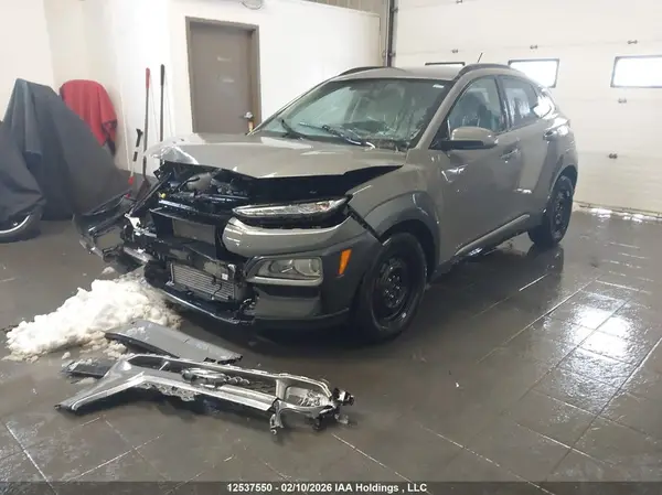 KM8K3CA57MU724368 2021 HYUNDAI KONA - Image 2
