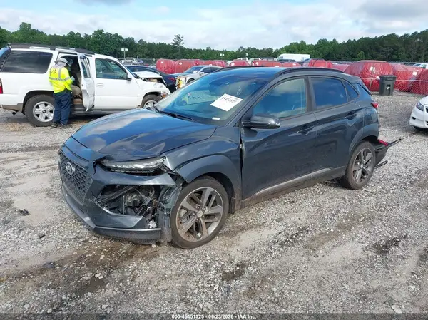KM8K3CA58JU168597 2018 HYUNDAI KONA - Image 2
