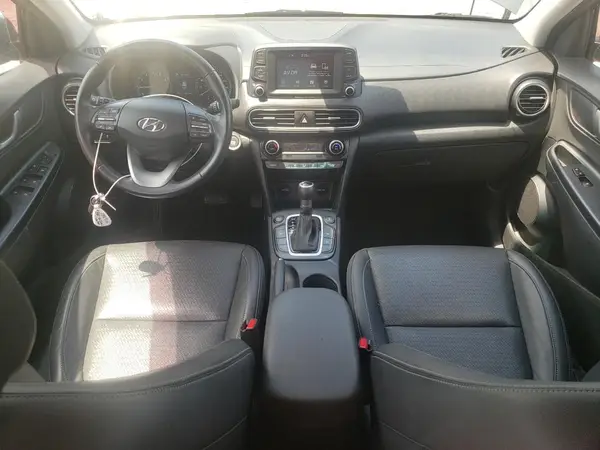 KM8K3CA58JU182130 2018 HYUNDAI KONA - Image 8