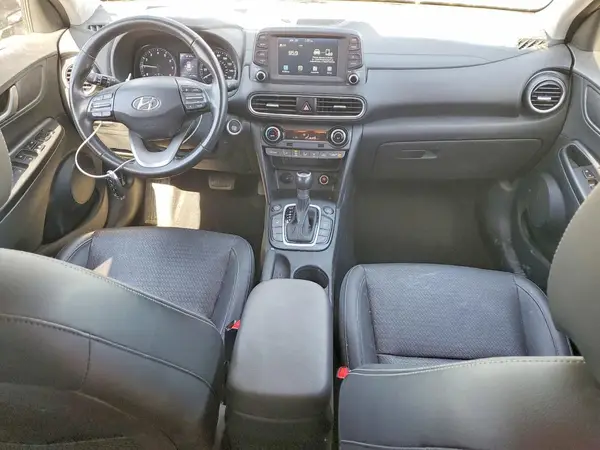 KM8K3CA58KU219484 2019 HYUNDAI KONA - Image 8
