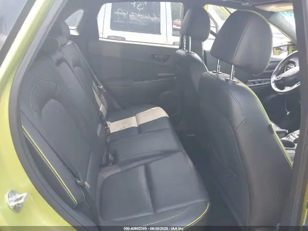 KM8K3CA58KU390641 2019 HYUNDAI KONA - Image 8