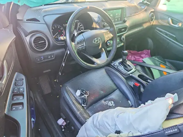 KM8K3CA58MU694023 2021 HYUNDAI KONA - Image 8