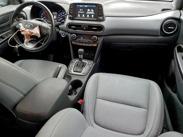 KM8K3CA58MU750767 2021 HYUNDAI KONA - Image 8