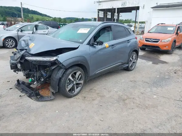 KM8K3CA59JU087950 2018 HYUNDAI KONA - Image 2