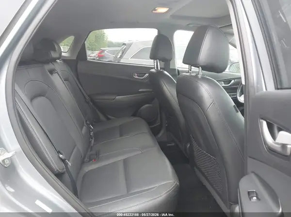 KM8K3CA59JU141408 2018 HYUNDAI KONA - Image 8