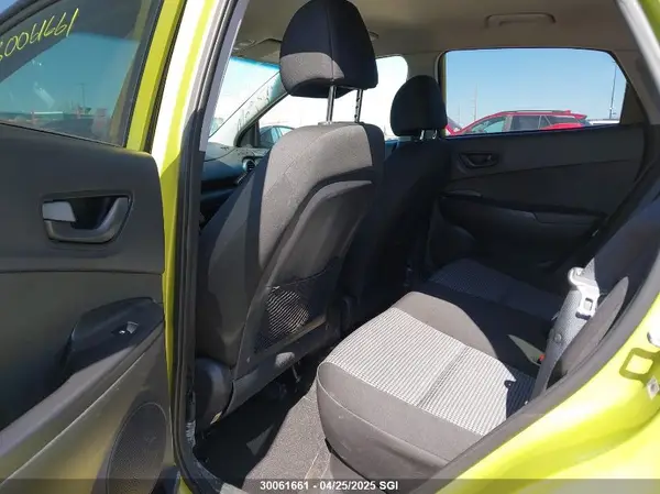 KM8K3CA59JU164736 2018 HYUNDAI KONA - Image 8