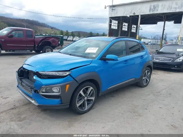 KM8K3CA59JU179785 2018 HYUNDAI KONA - Image 2