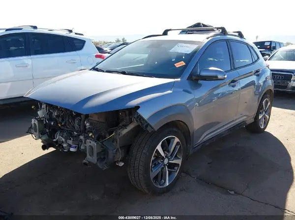 KM8K3CA59JU181598 2018 HYUNDAI KONA - Image 2