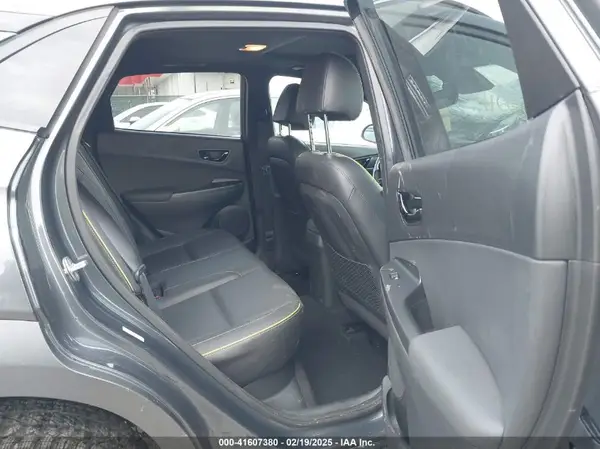KM8K3CA59KU239307 2019 HYUNDAI KONA - Image 8