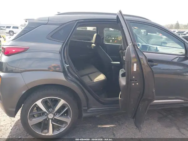 KM8K3CA59LU413412 2020 HYUNDAI KONA - Image 8