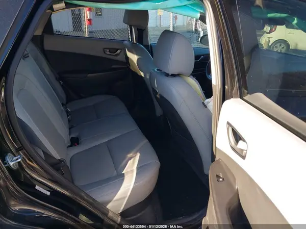 KM8K3CA59LU564833 2020 HYUNDAI KONA - Image 8