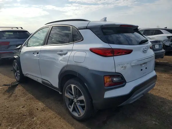 KM8K3CA59LU569885 2020 HYUNDAI KONA - Image 2
