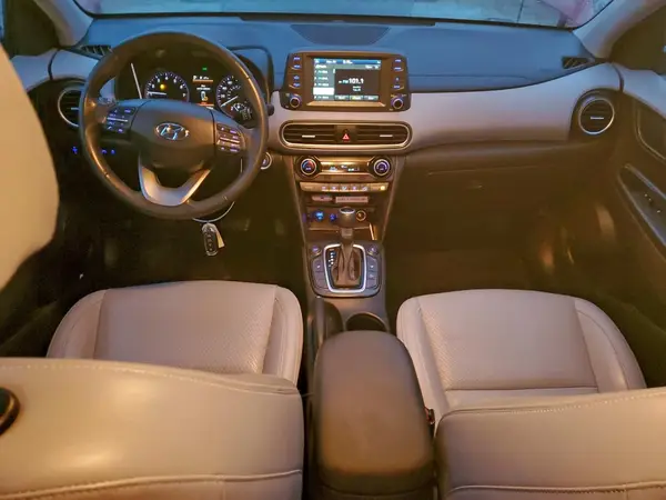 KM8K3CA59MU686870 2021 HYUNDAI KONA - Image 8