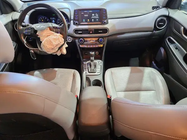 KM8K3CA5XJU136508 2018 HYUNDAI KONA - Image 8