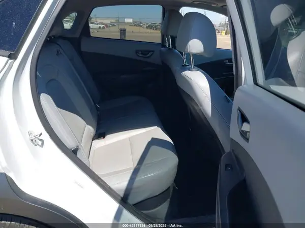 KM8K3CA5XKU243852 2019 HYUNDAI KONA - Image 8