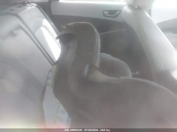 KM8K3CA5XMU692158 2021 HYUNDAI KONA - Image 8