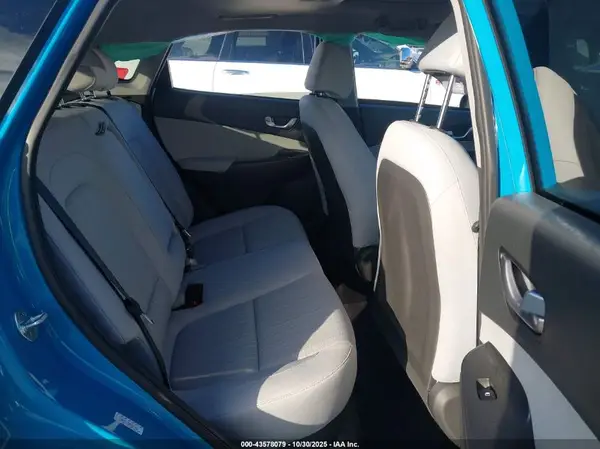 KM8K3CAB0NU831561 2022 HYUNDAI KONA - Image 8