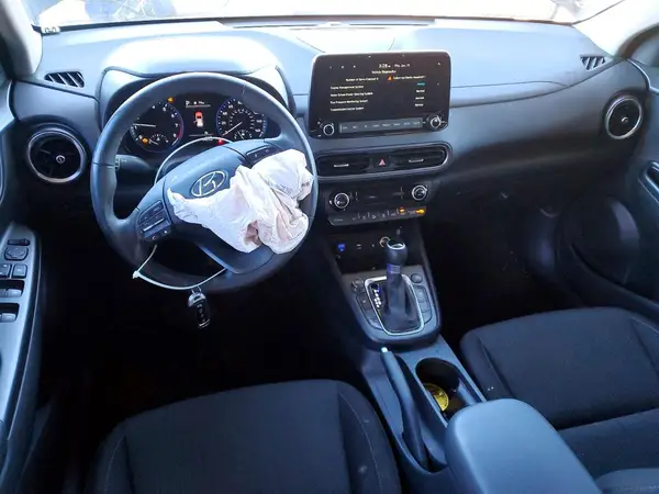 KM8K3CAB0PU051059 2023 HYUNDAI KONA - Image 8