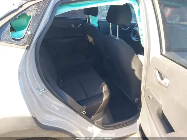 KM8K3CAB0PU984606 2023 HYUNDAI KONA - Image 8