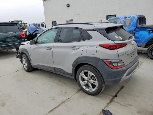 KM8K3CAB1NU902864 2022 HYUNDAI KONA - Image 2