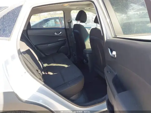 KM8K3CAB1PU019916 2023 HYUNDAI KONA - Image 8