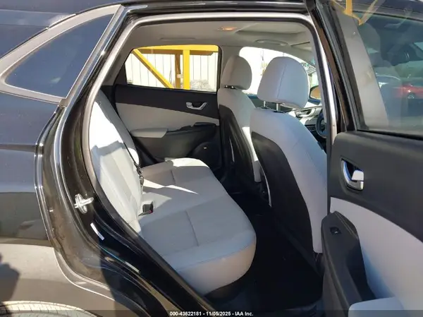 KM8K3CAB1PU960024 2023 HYUNDAI KONA - Image 8