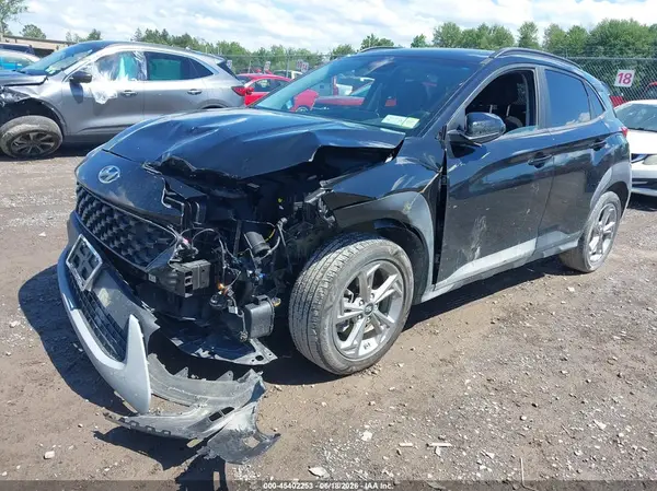 KM8K3CAB1PU966812 2023 HYUNDAI KONA - Image 2