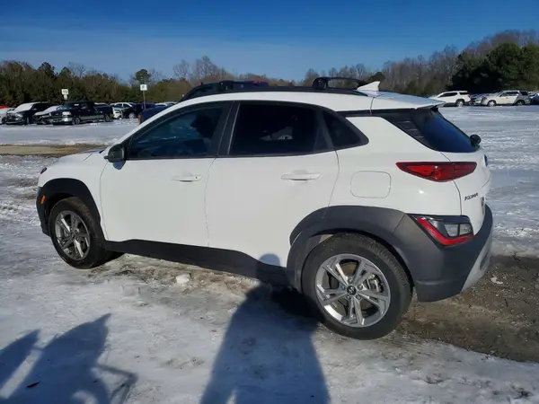 KM8K3CAB1PU969127 2023 HYUNDAI KONA - Image 2
