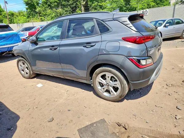 KM8K3CAB2PU021769 2023 HYUNDAI KONA - Image 2