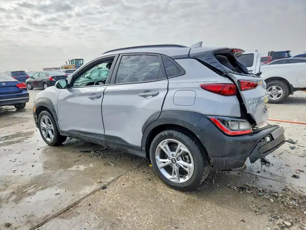 KM8K3CAB2PU054691 2023 HYUNDAI KONA - Image 2