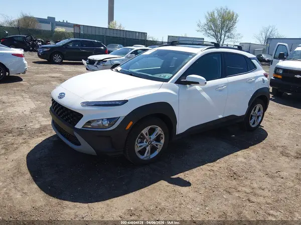 KM8K3CAB3PU985281 2023 HYUNDAI KONA - Image 2