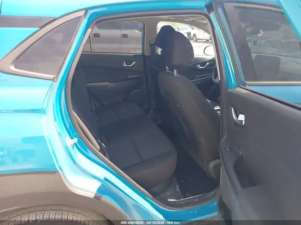 KM8K3CAB4PU947252 2023 HYUNDAI KONA - Image 8