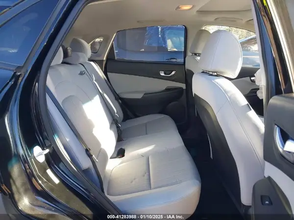 KM8K3CAB5NU860196 2022 HYUNDAI KONA - Image 8