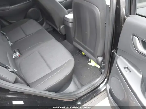 KM8K3CAB5NU897877 2022 HYUNDAI KONA - Image 8