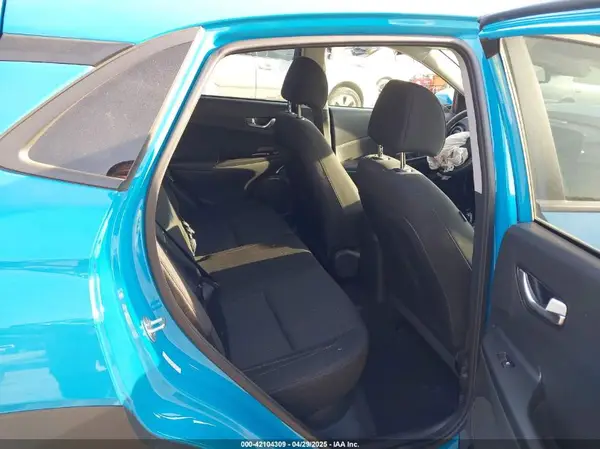 KM8K3CAB5NU903239 2022 HYUNDAI KONA - Image 8