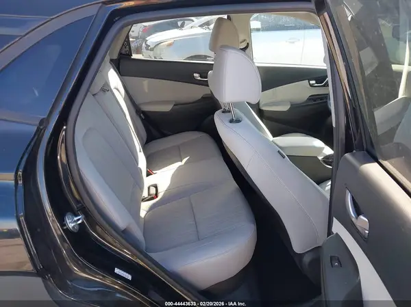 KM8K3CAB6NU815090 2022 HYUNDAI KONA - Image 8