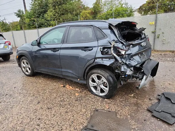KM8K3CAB6NU819317 2022 HYUNDAI KONA - Image 2
