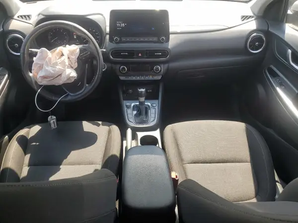 KM8K3CAB6PU054953 2023 HYUNDAI KONA - Image 8