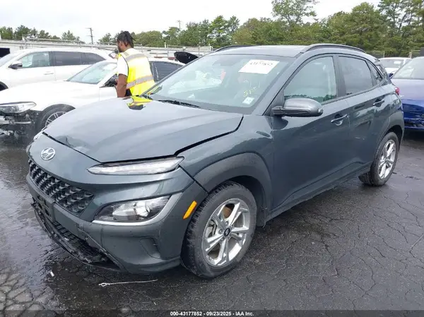 KM8K3CAB7NU858451 2022 HYUNDAI KONA - Image 2