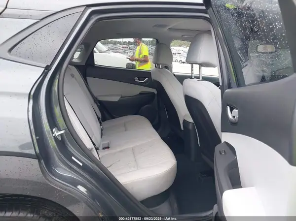 KM8K3CAB7NU858451 2022 HYUNDAI KONA - Image 8
