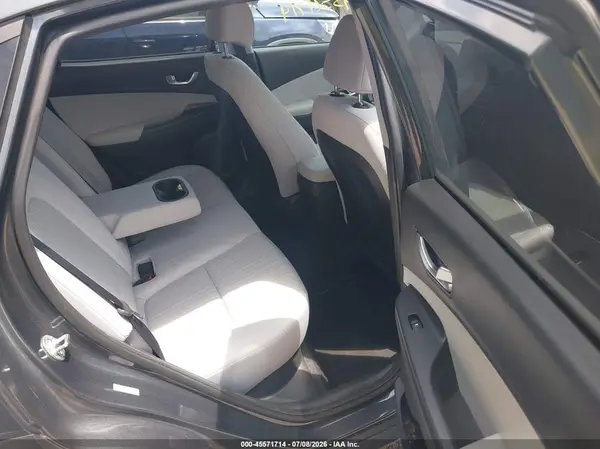 KM8K3CAB7NU885522 2022 HYUNDAI KONA - Image 8