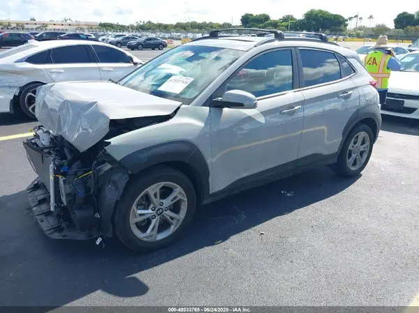 KM8K3CAB7PU957032 2023 HYUNDAI KONA - Image 2