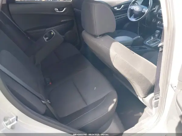 KM8K3CAB7PU957032 2023 HYUNDAI KONA - Image 8