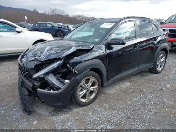KM8K3CAB7PU975577 2023 HYUNDAI KONA - Image 2