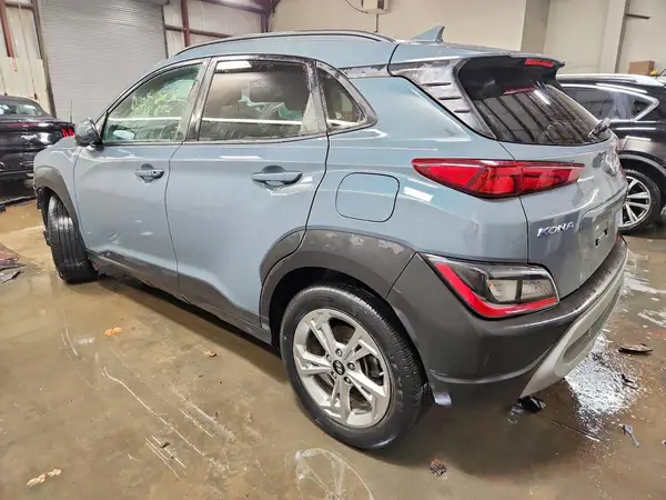KM8K3CAB8NU841674 2022 HYUNDAI KONA - Image 2