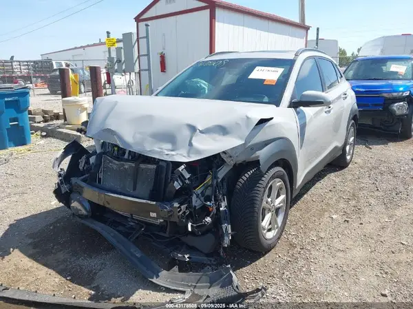 KM8K3CAB8NU855218 2022 HYUNDAI KONA - Image 2