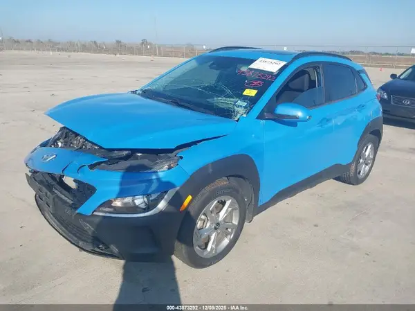 KM8K3CAB8NU880619 2022 HYUNDAI KONA - Image 2