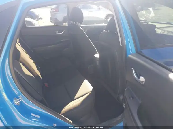 KM8K3CAB8NU880619 2022 HYUNDAI KONA - Image 8