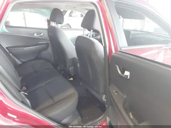 KM8K3CAB8NU887635 2022 HYUNDAI KONA - Image 8