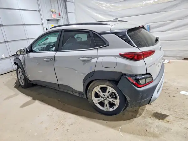 KM8K3CAB8PU047258 2023 HYUNDAI KONA - Image 2